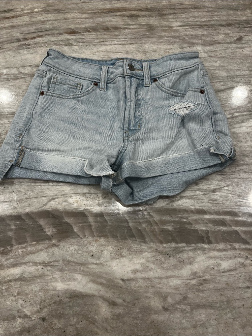 Old Navy High Rise OG Straight Denim Shorts | Size 0 | Light Wash